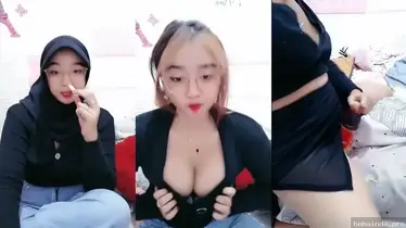Bokep Jilbab Live Mulus Pamer Aset Rahasia poster